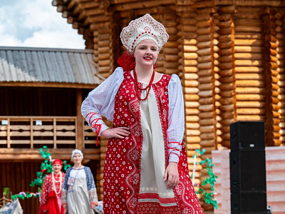 «Время сарафана»